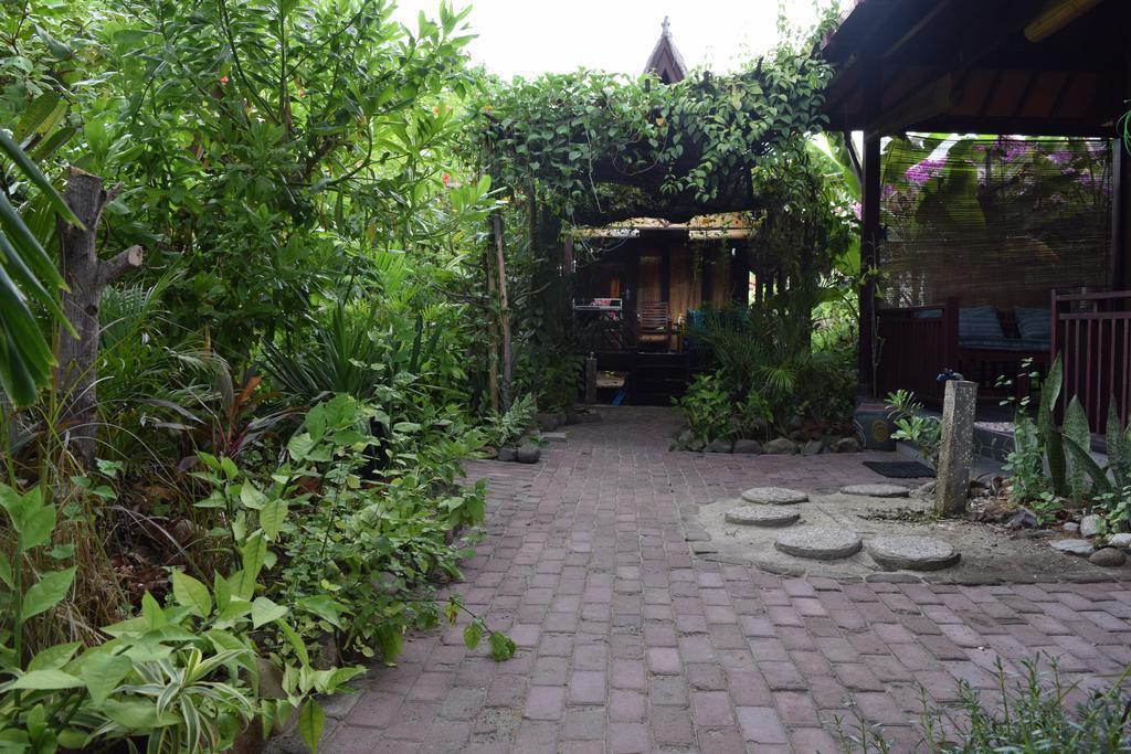 Ana Warung&Bungalows Gili Meno Exterior foto